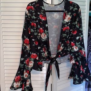 Dolls kill crop top size 3x